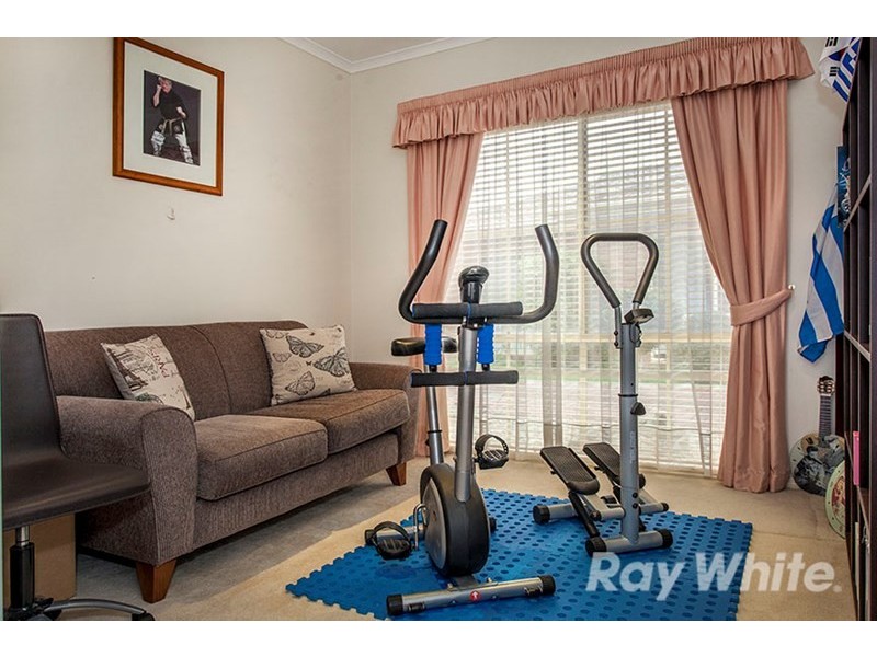 1/1 Pine Tree Avenue, Glen Waverley VIC 3150