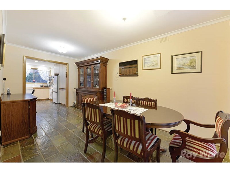 24 Burke Road, Ferntree Gully VIC 3156
