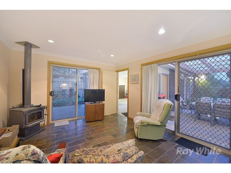 24 Burke Road, Ferntree Gully VIC 3156