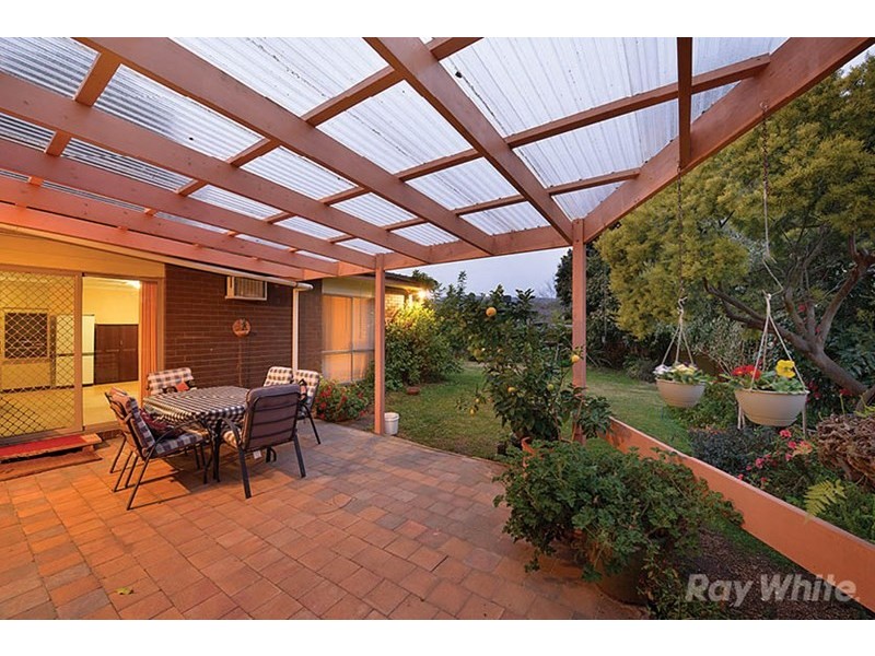24 Burke Road, Ferntree Gully VIC 3156