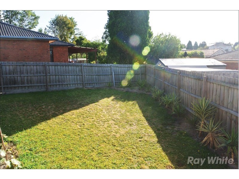 15 Lalor Close, Mulgrave VIC 3170