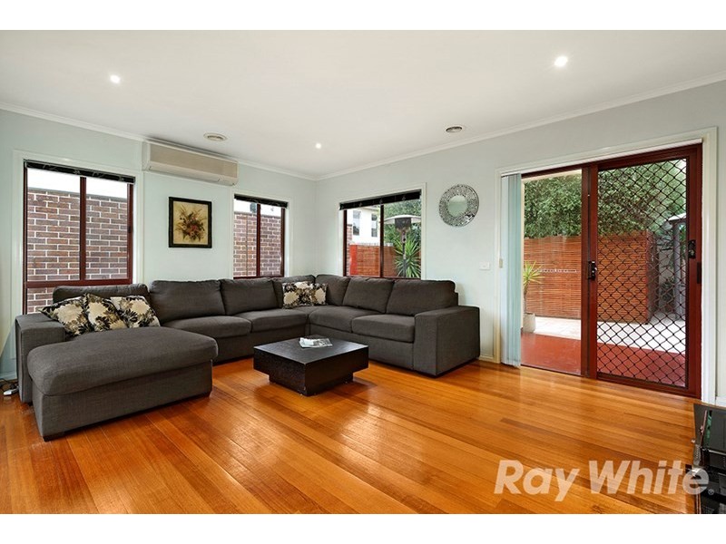 2/21 Roberts Avenue, Mulgrave VIC 3170