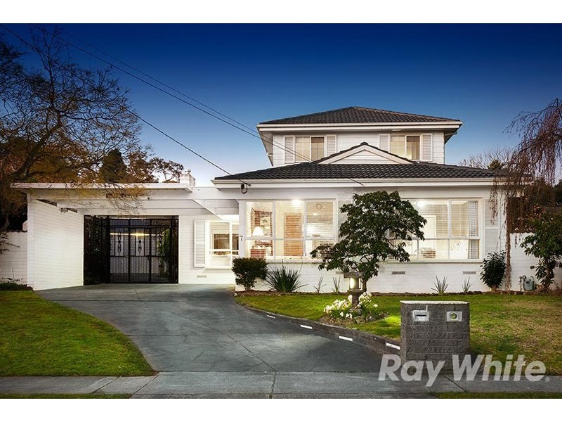 7 Dunsmuir Drive, Mount Waverley VIC 3149