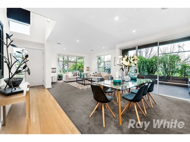 4 Macaulay Place, Mulgrave VIC 3170