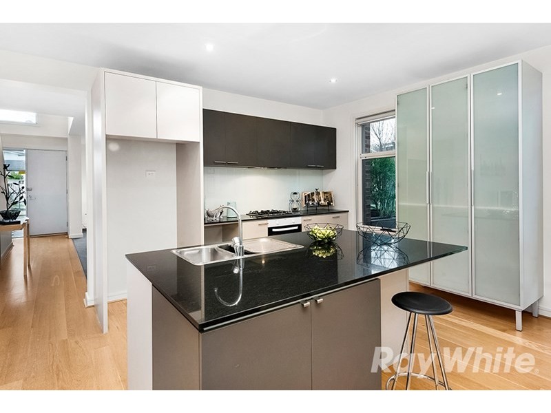 4 Macaulay Place, Mulgrave VIC 3170