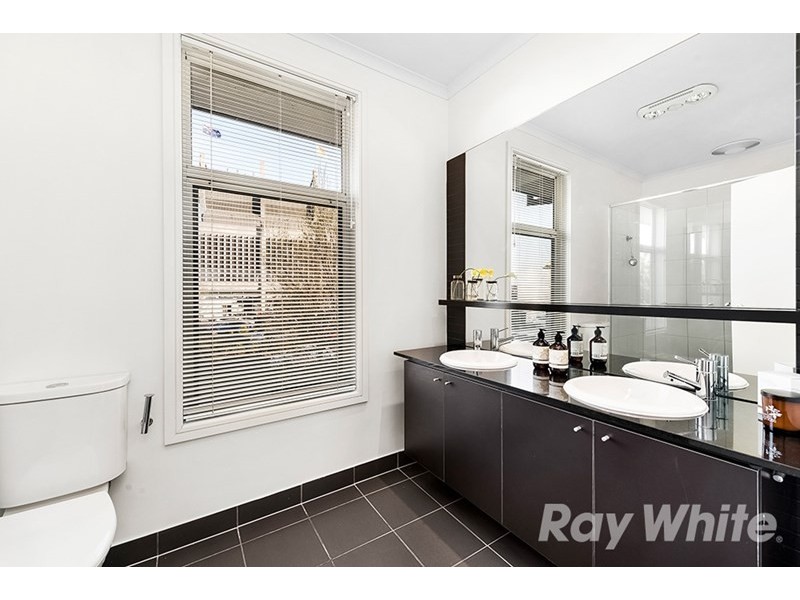 4 Macaulay Place, Mulgrave VIC 3170