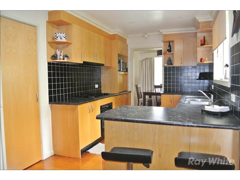 5 Afton Court, Glen Waverley VIC 3150