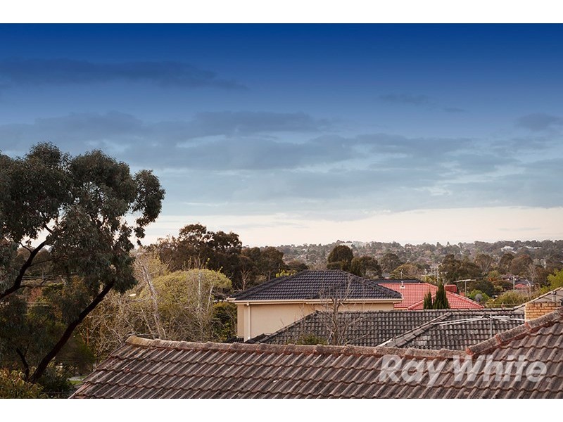 40 Kerrie Road, Glen Waverley VIC 3150
