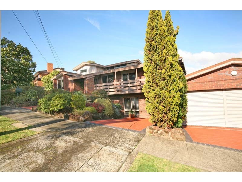 4 Gwyn Rise, Vermont South VIC 3133