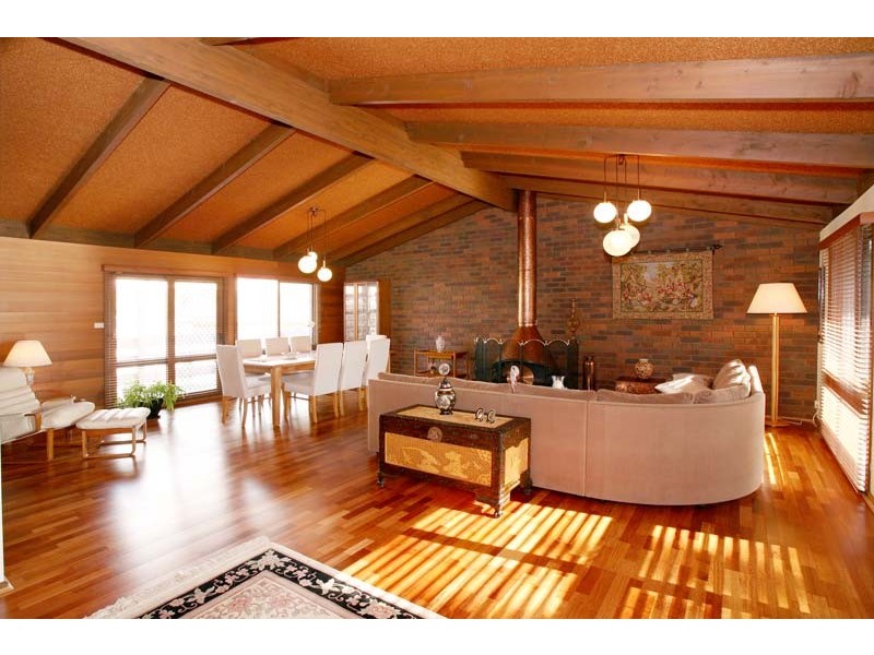 4 Gwyn Rise, Vermont South VIC 3133