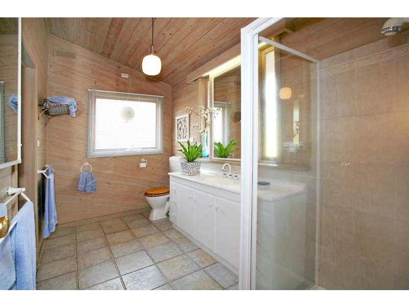 4 Gwyn Rise, Vermont South VIC 3133