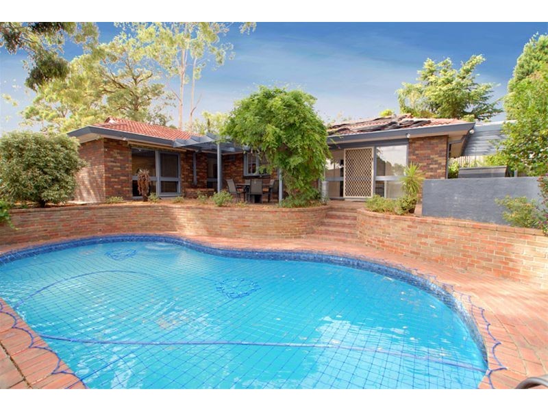 7 Bluegum Avenue, Wheelers Hill VIC 3150