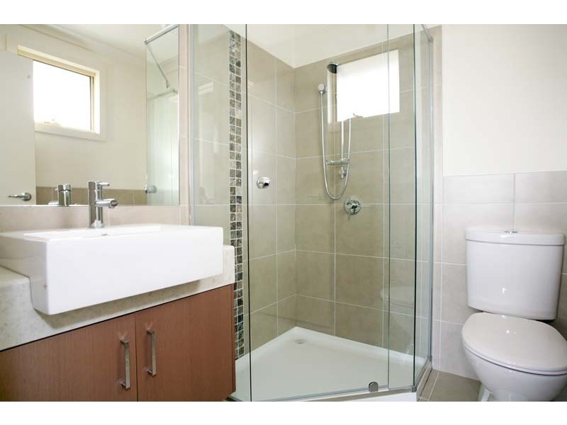 4/2 Joyce Avenue, Glen Waverley VIC 3150