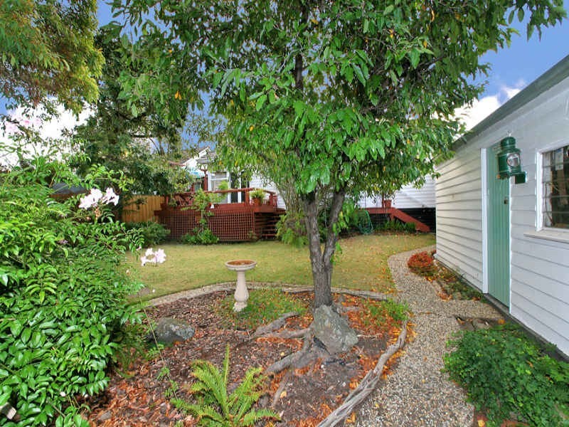 1 Aroona Avenue, Mitcham VIC 3132