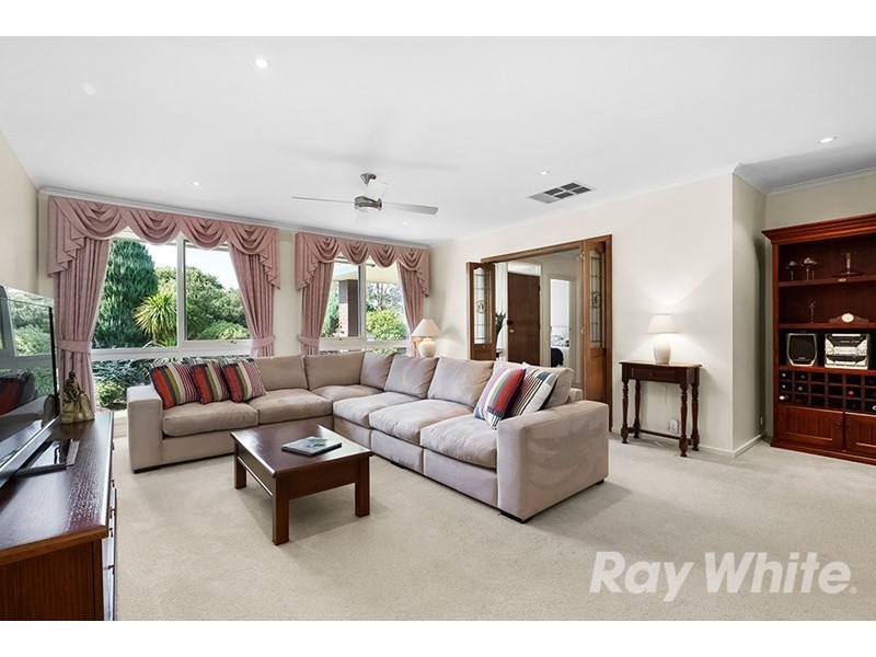 16 Pentland Court, Glen Waverley VIC 3150