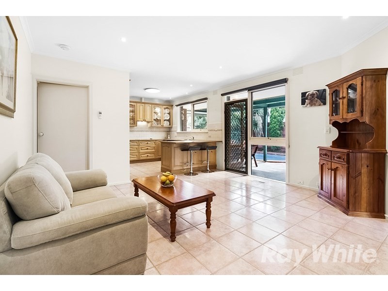 16 Pentland Court, Glen Waverley VIC 3150