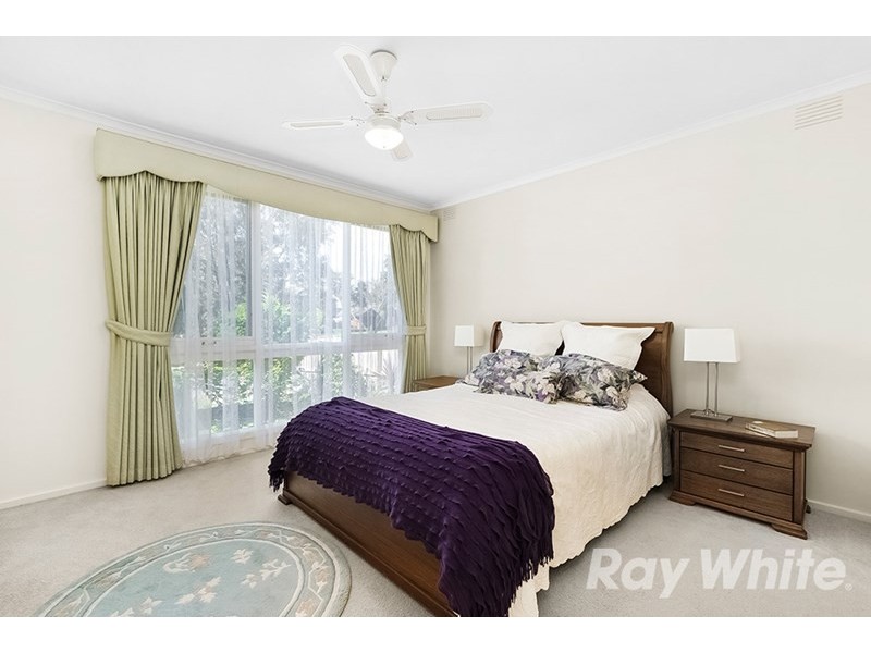 16 Pentland Court, Glen Waverley VIC 3150
