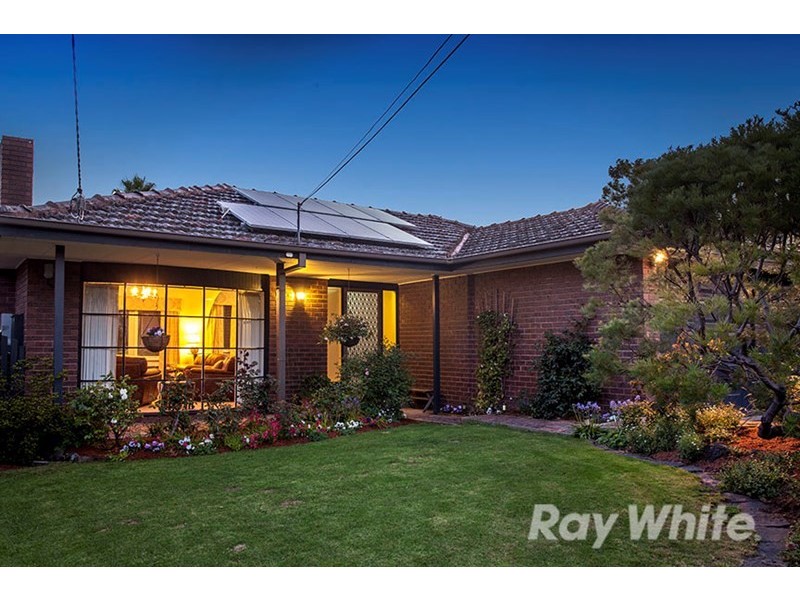 16 Baranbali Drive, Vermont South VIC 3133