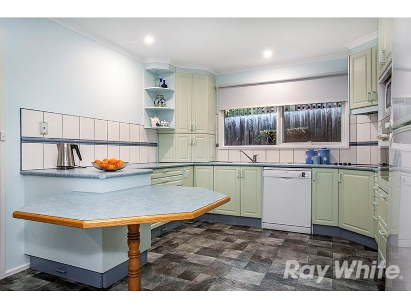 16 Baranbali Drive, Vermont South VIC 3133