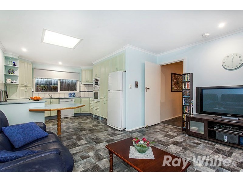16 Baranbali Drive, Vermont South VIC 3133