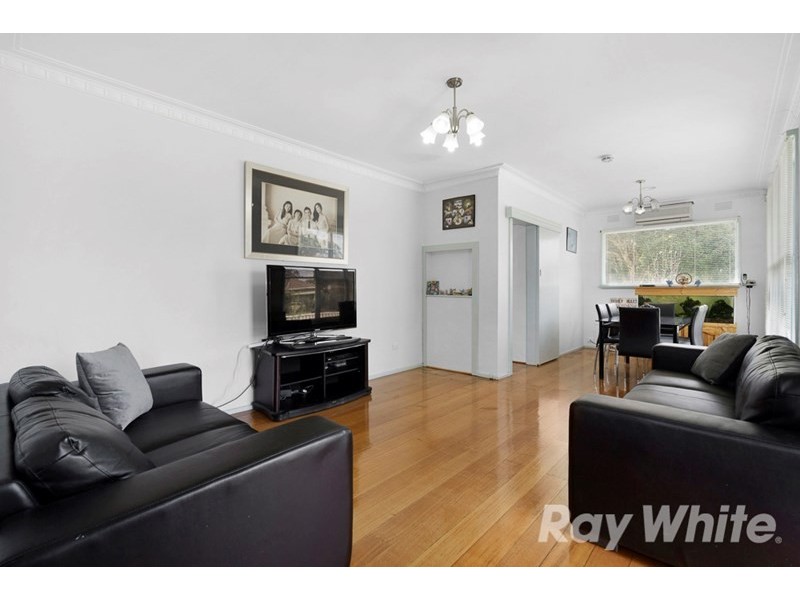 29 Fernhurst Drive, Glen Waverley VIC 3150