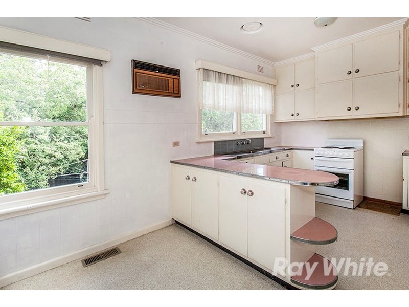 10 Leonard Street, Burwood VIC 3125