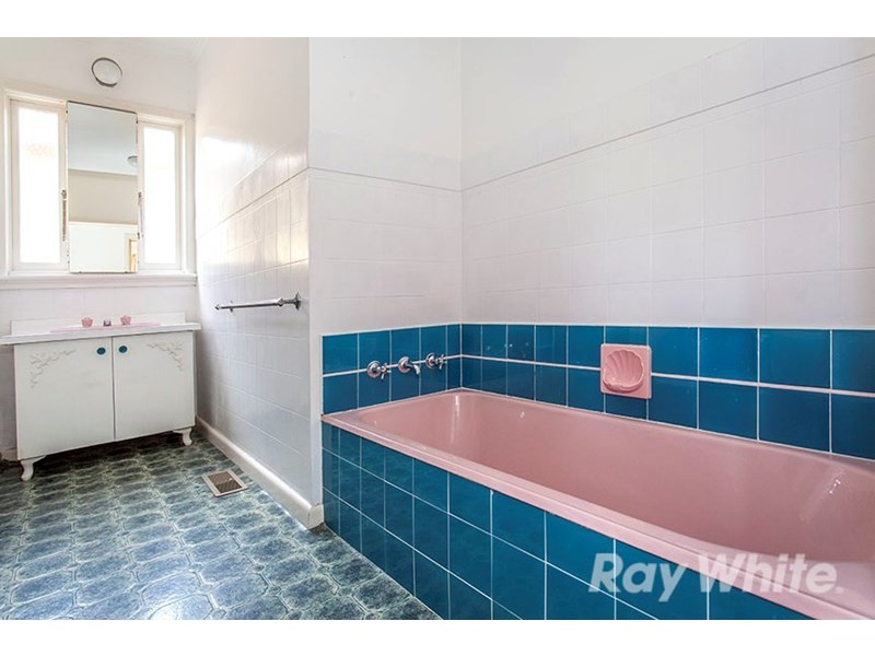 10 Leonard Street, Burwood VIC 3125