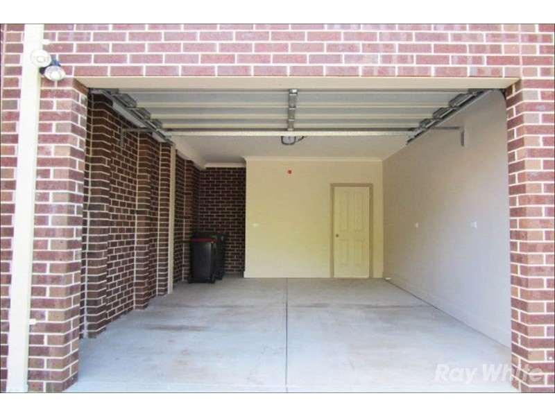 2/35 Angus Drive, Glen Waverley VIC 3150