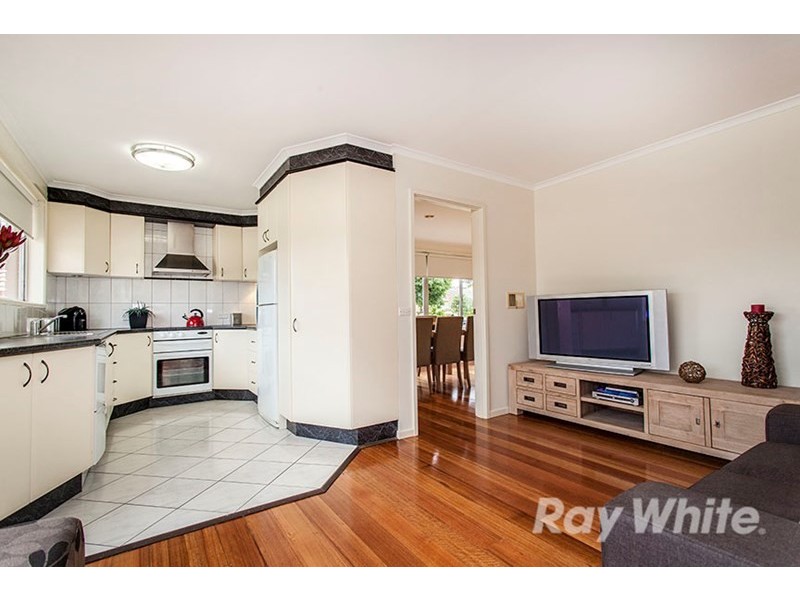 7 Mantova Drive, Wheelers Hill VIC 3150