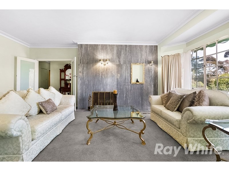 14 Farquharson Street, Mount Waverley VIC 3149