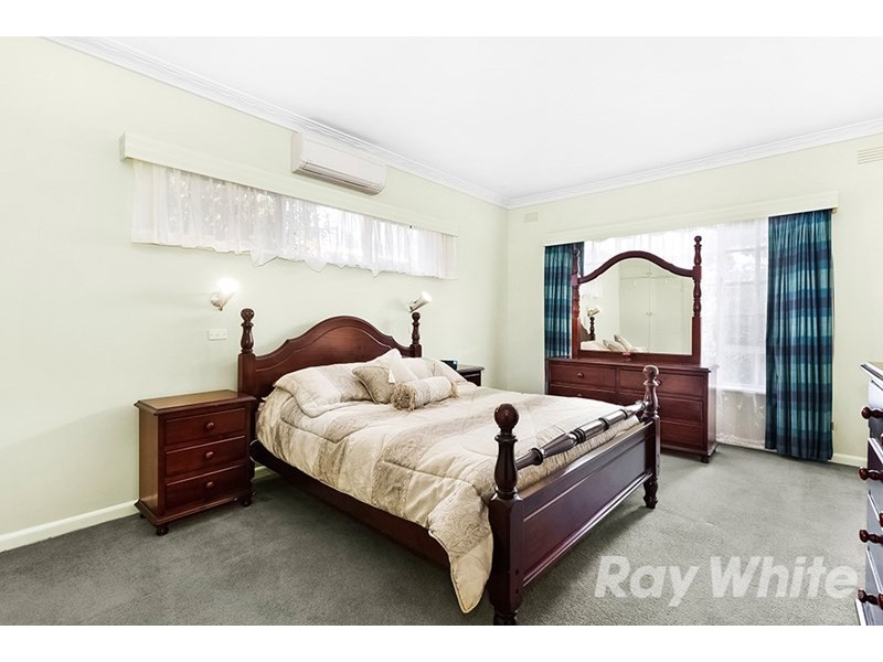 14 Farquharson Street, Mount Waverley VIC 3149