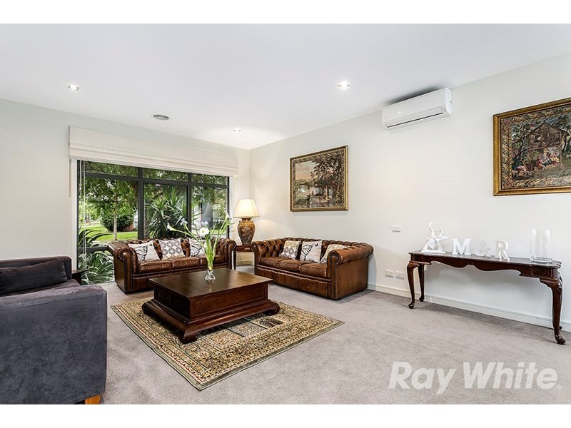 6 Old Trafford Way, Mulgrave VIC 3170