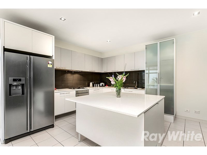 6 Old Trafford Way, Mulgrave VIC 3170