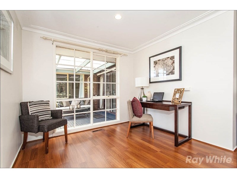 11 Chancellor Drive, Wheelers Hill VIC 3150