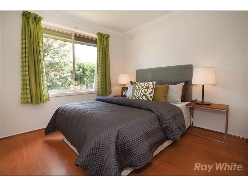 11 Chancellor Drive, Wheelers Hill VIC 3150