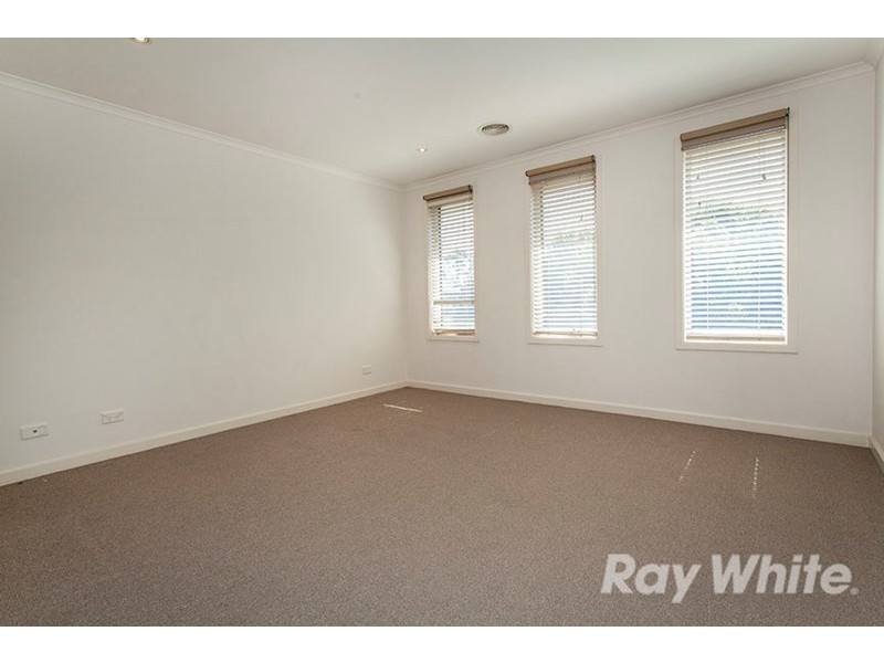 21 Southampton Drive, Mulgrave VIC 3170