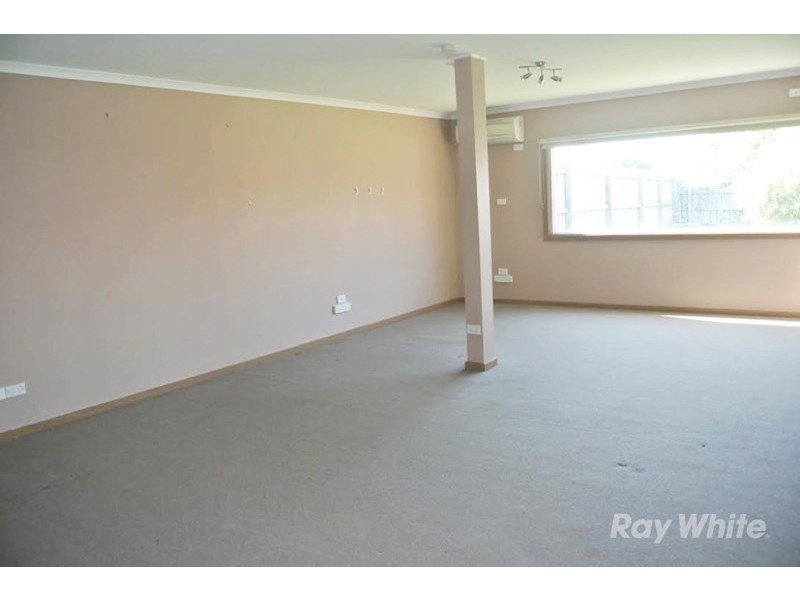 29 Tiverton Drive, Mulgrave VIC 3170