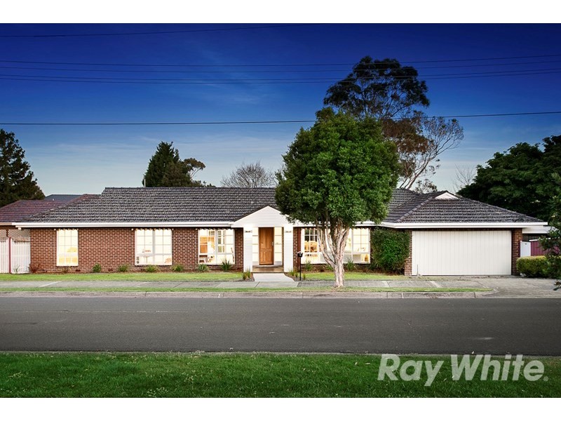 16 Neera Court, Glen Waverley VIC 3150
