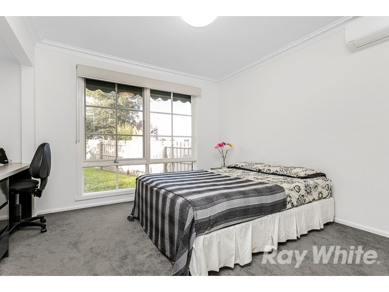 16 Neera Court, Glen Waverley VIC 3150