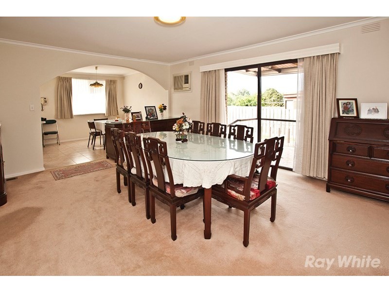 37 Sandgate Avenue, Glen Waverley VIC 3150