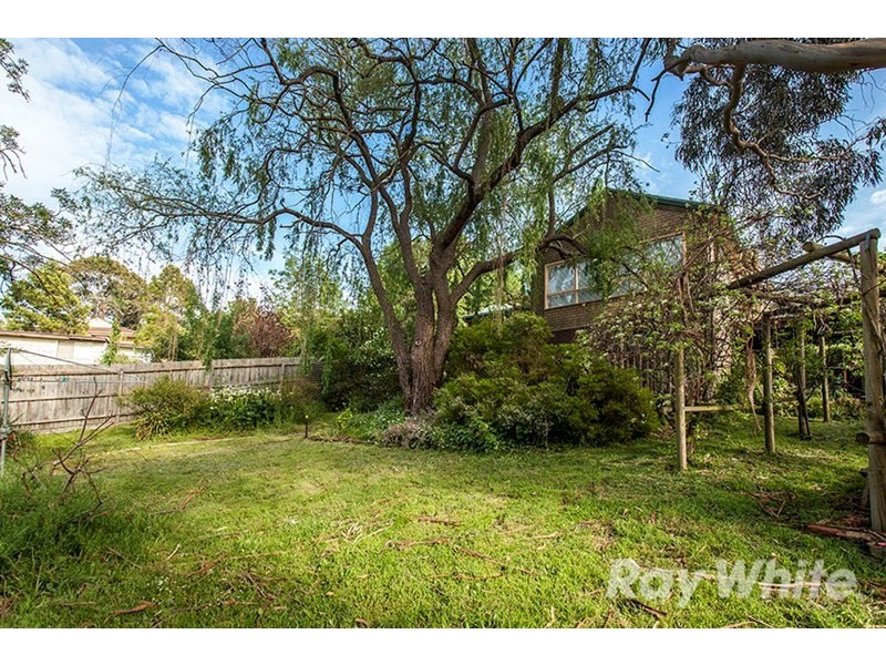 16 Ireland Avenue, Doncaster East VIC 3109