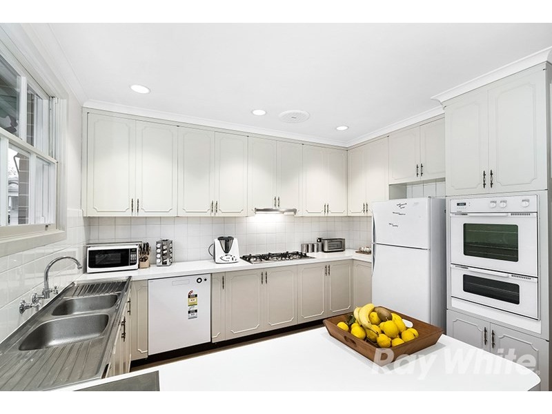 9 Dunsmuir Drive, Mount Waverley VIC 3149