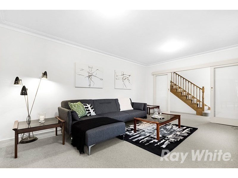 9 Dunsmuir Drive, Mount Waverley VIC 3149