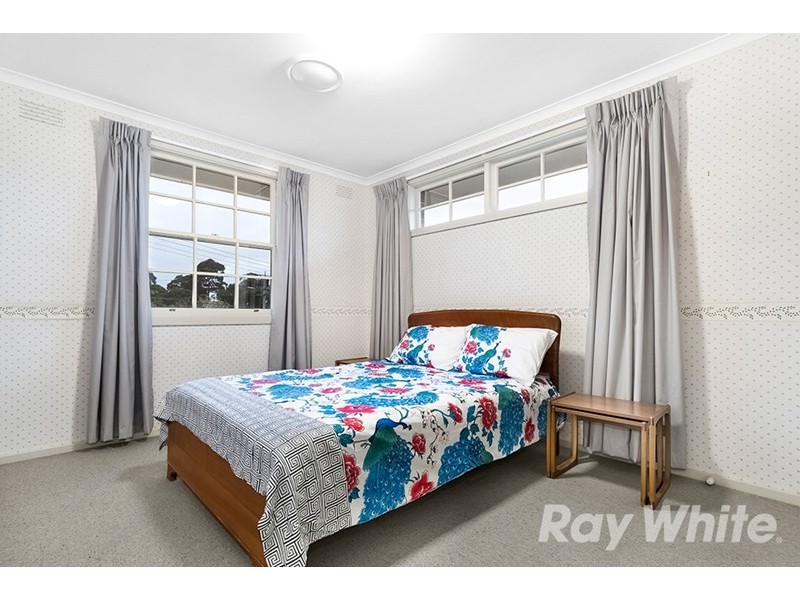9 Dunsmuir Drive, Mount Waverley VIC 3149