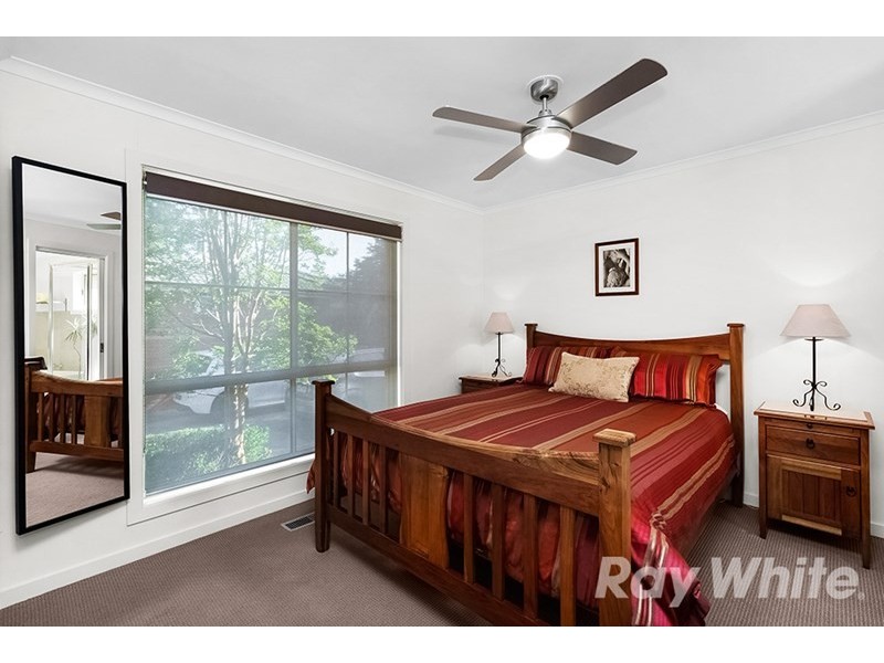 4/33 Kauri Grove, Glen Waverley VIC 3150