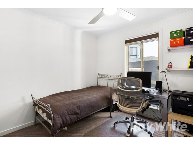 4/33 Kauri Grove, Glen Waverley VIC 3150