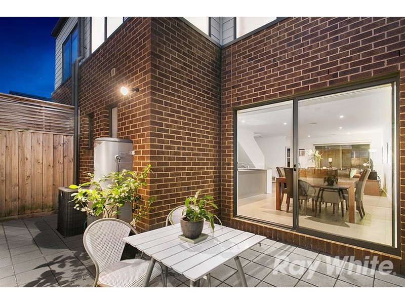 6 Selhurst Park Road, Mulgrave VIC 3170