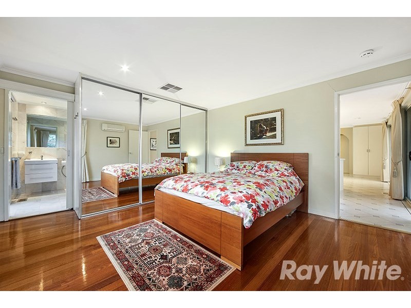 2 Gyton Avenue, Glen Waverley VIC 3150