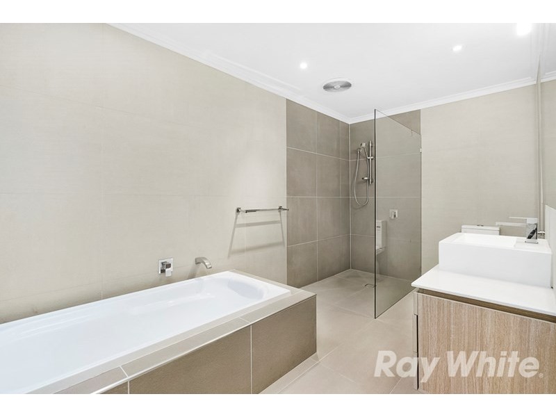 27 Murdoch Avenue, Mulgrave VIC 3170