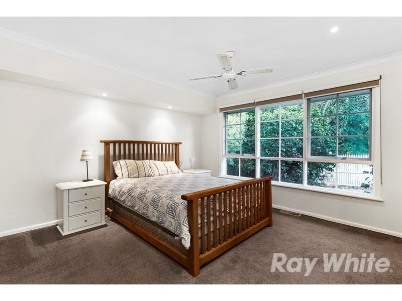 27 Murdoch Avenue, Mulgrave VIC 3170